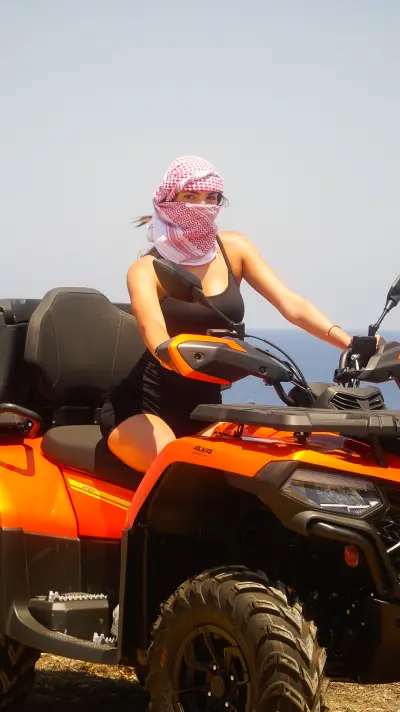 Book: cfmoto 520l quad